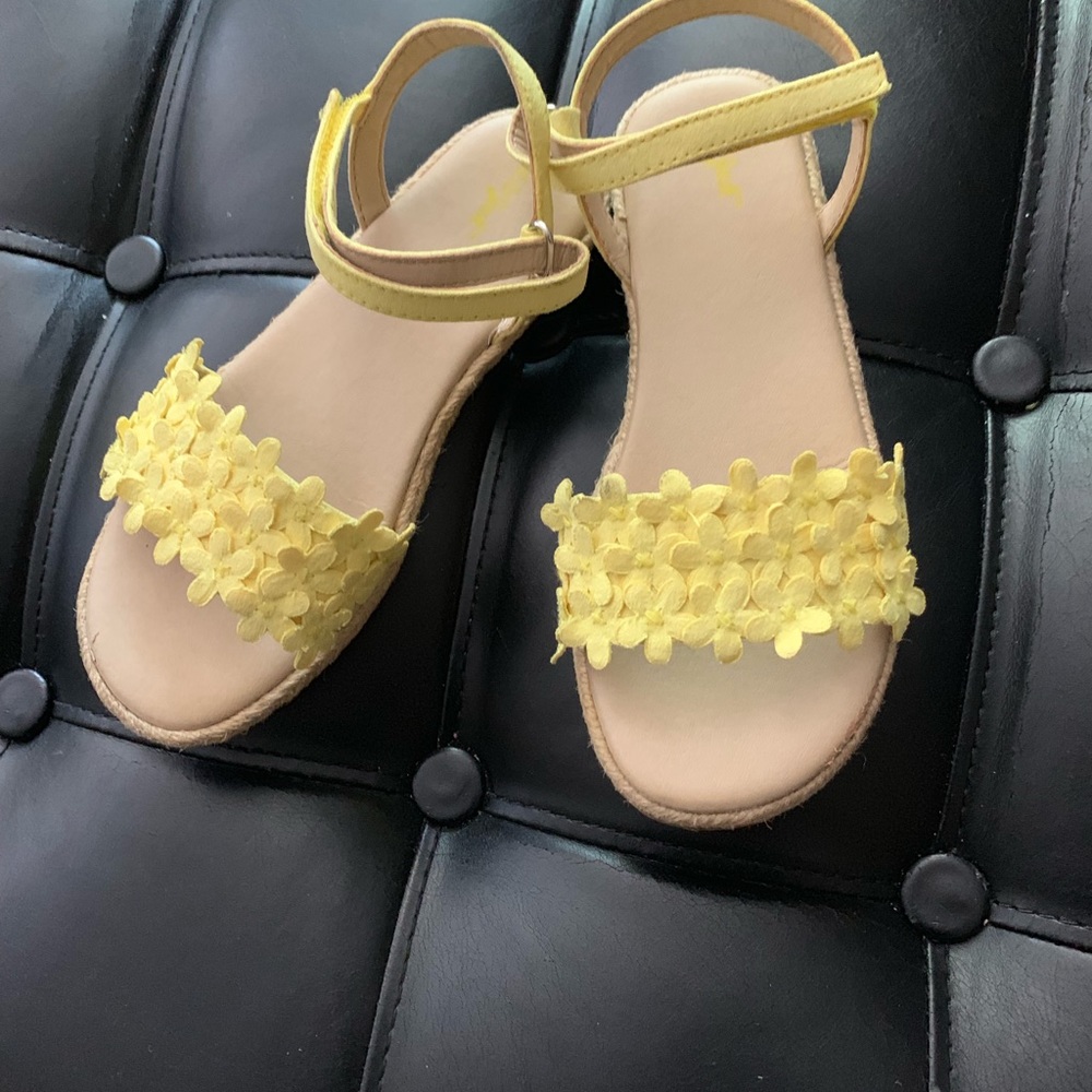 2 shoes bundle - Picture 2 of 4